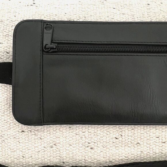 Supreme - Leather Waist/Shoulder Pouch (June 2019. Week 15) - Black - Picture 3 of 6